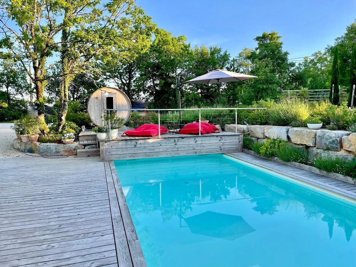 Guest house Maison D'Hotes De Charme Le Clos De La Fontaine Piscine & Spa Labastide-Marnhac